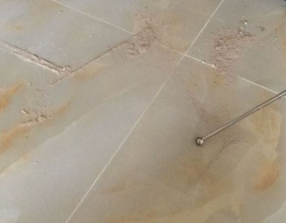 西岗瓷砖空鼓维修公司分享粘合剂选择不当在瓷砖铺贴过程中可能导致以下问题
